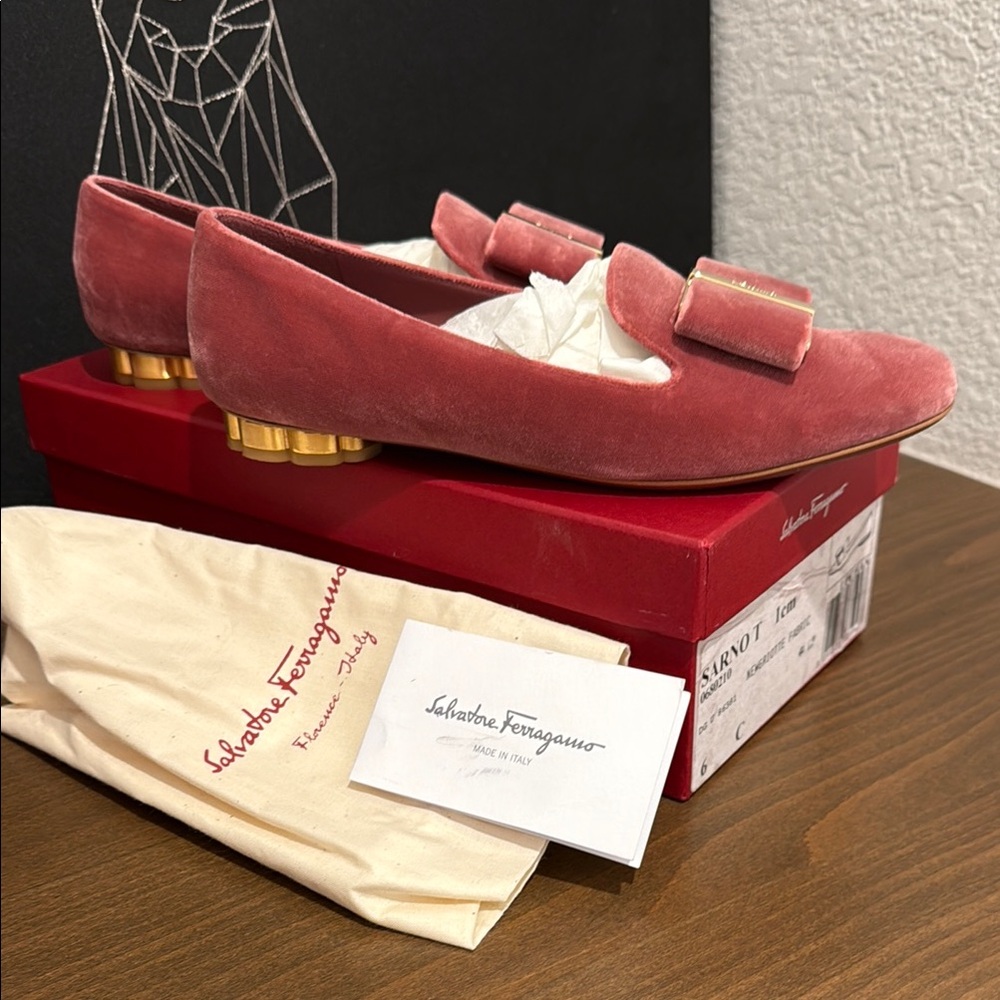 EUC: Salvatore Ferragamo Rose Velvet Flats with Gold Heels